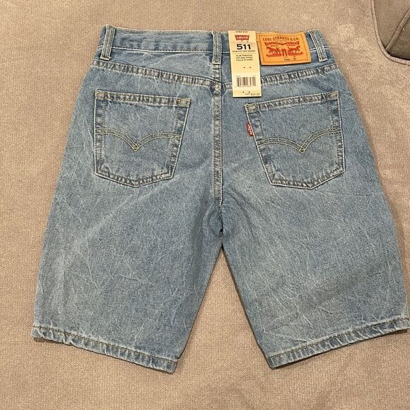 Nwt Levi’s 511 jean slim cut off short - Picture 2 of 2